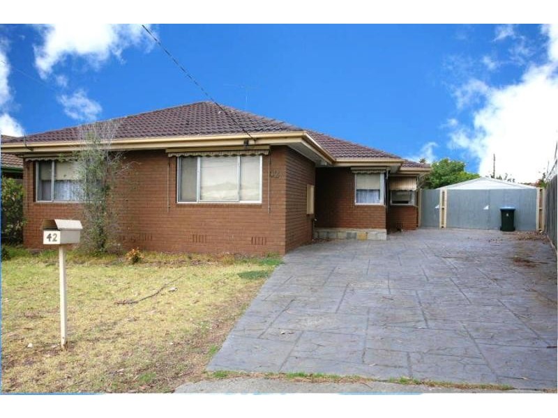 42 MELVIEW DRIVE, Wyndham Vale VIC 3024