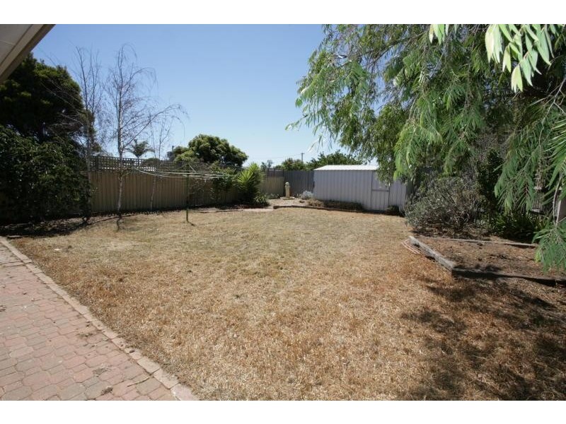 76 PARRAMATTA ROAD, Werribee VIC 3030