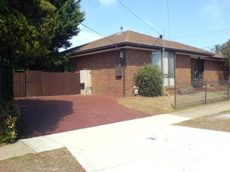 112 MORRIS ROAD, Hoppers Crossing VIC 3029