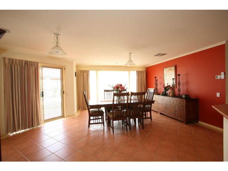 135 THAMES BOULEVARD, Tarneit VIC 3029