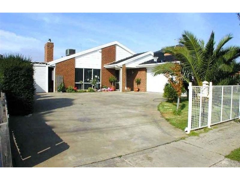 69 ANGELA DRIVE, Hoppers Crossing VIC 3029