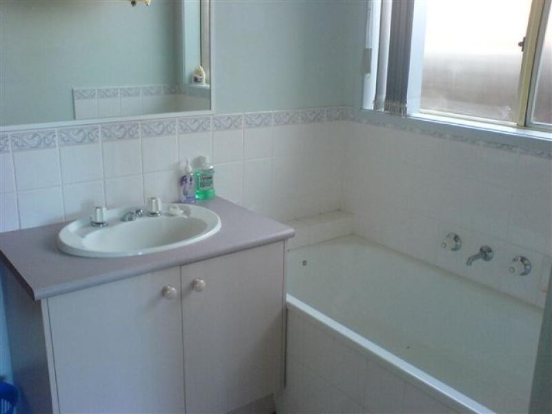 2 BOSTON PLACE, Hoppers Crossing VIC 3029