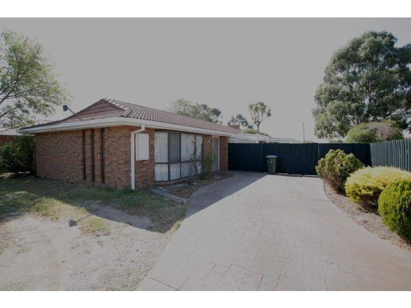 12 PERKINS AVENUE, Hoppers Crossing VIC 3029