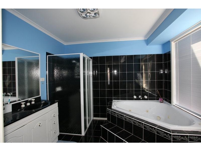 62 McMurray Crescent, Hoppers Crossing VIC 3029