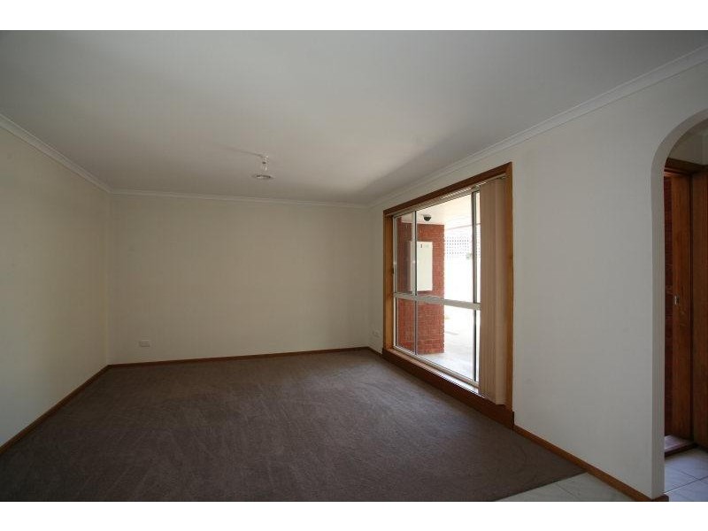 2/9 Dyer Street, Hoppers Crossing VIC 3029