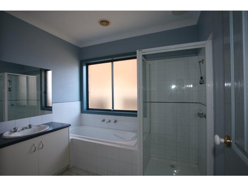 34 Provence Grove, Hoppers Crossing VIC 3029