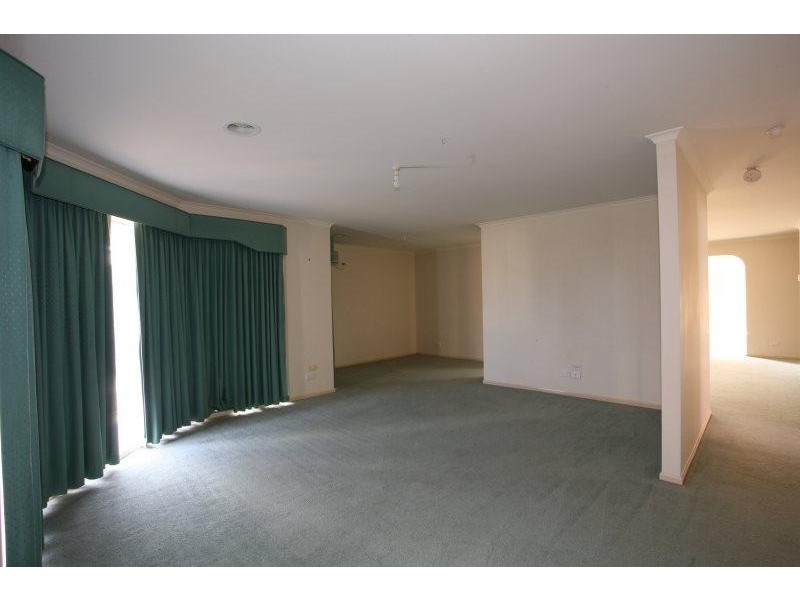 90 Morris Road, Hoppers Crossing VIC 3029