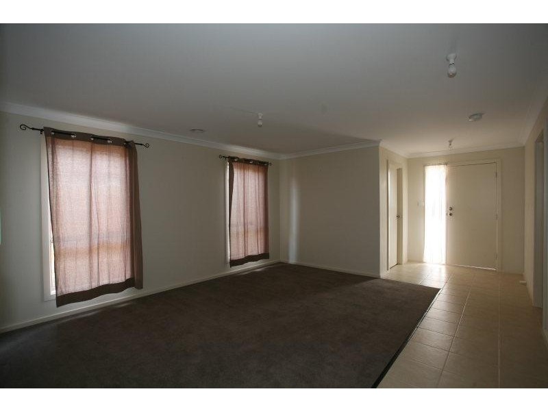 115 Rose Grange Boulevard, Tarneit VIC 3029