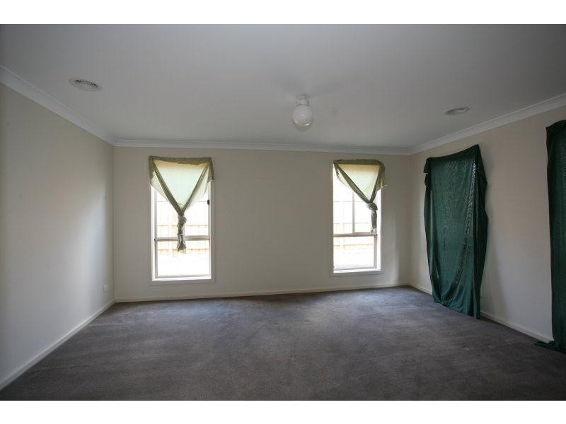 115 Rose Grange Boulevard, Tarneit VIC 3029