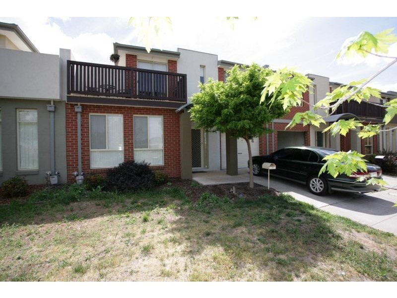 17 Almond Close, Werribee VIC 3030