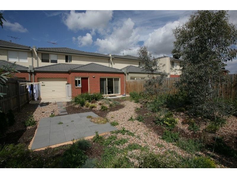 17 Almond Close, Werribee VIC 3030