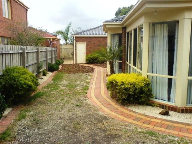 6 Medina Drive, Hoppers Crossing VIC 3029