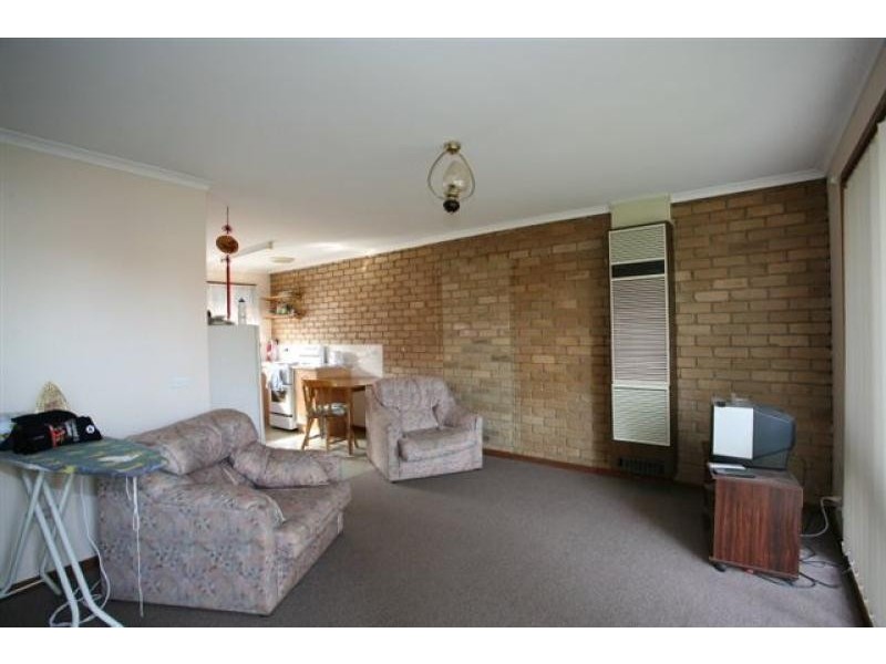 Unit 3/13 Mambourin Street, Werribee VIC 3030