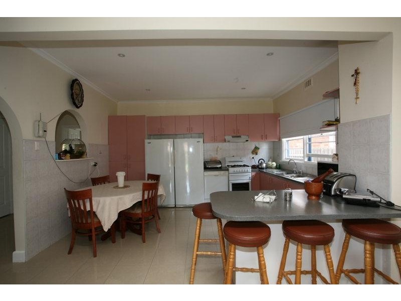 15 Balding Avenue, Werribee VIC 3030