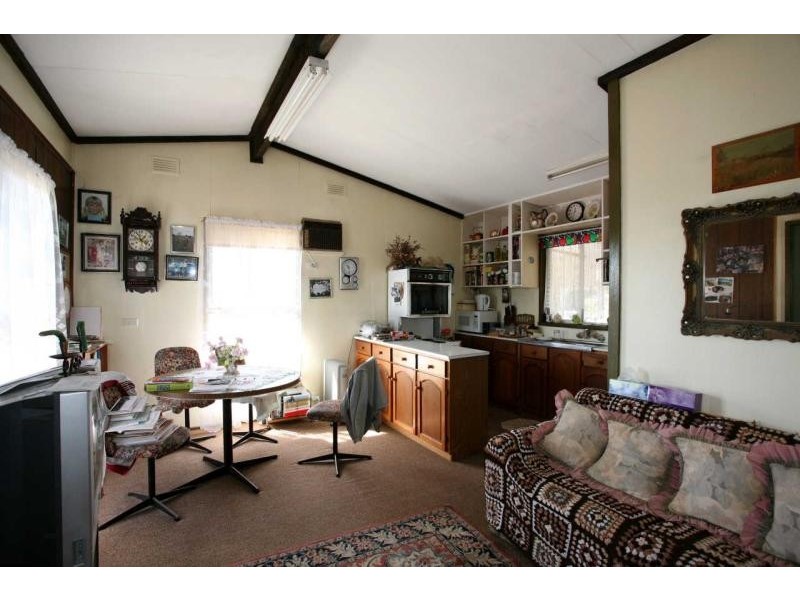 75 William Road, Little River VIC 3211