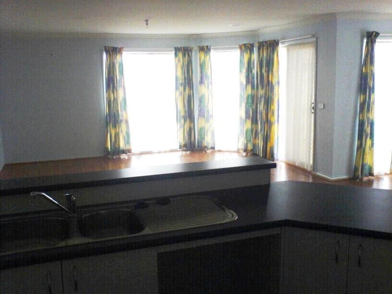 9 Wordsworth Close, Truganina VIC 3029