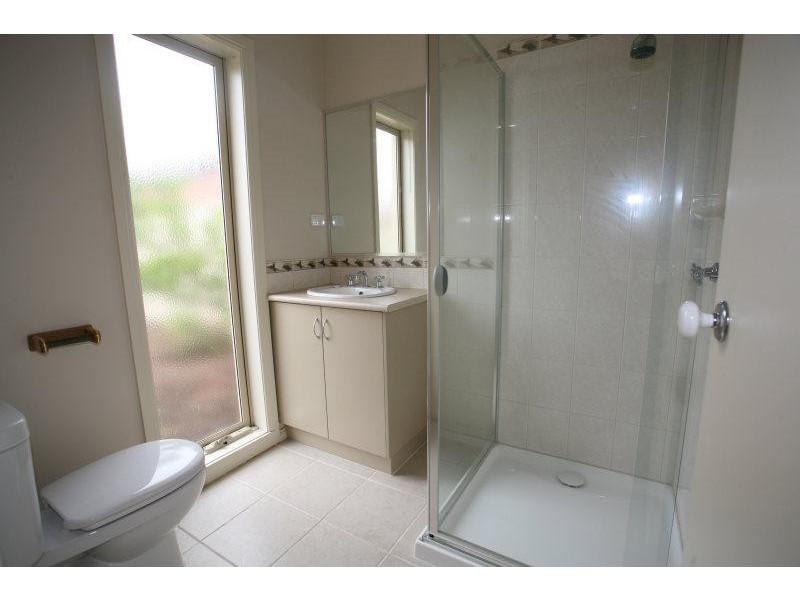 Unit 1/10 Harrow Place, Truganina VIC 3029