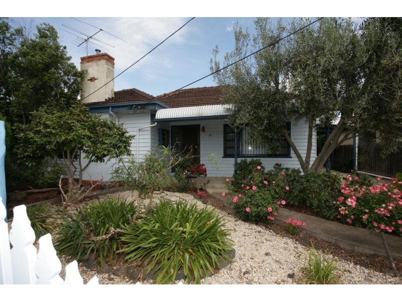 15 Balding Avenue, Werribee VIC 3030