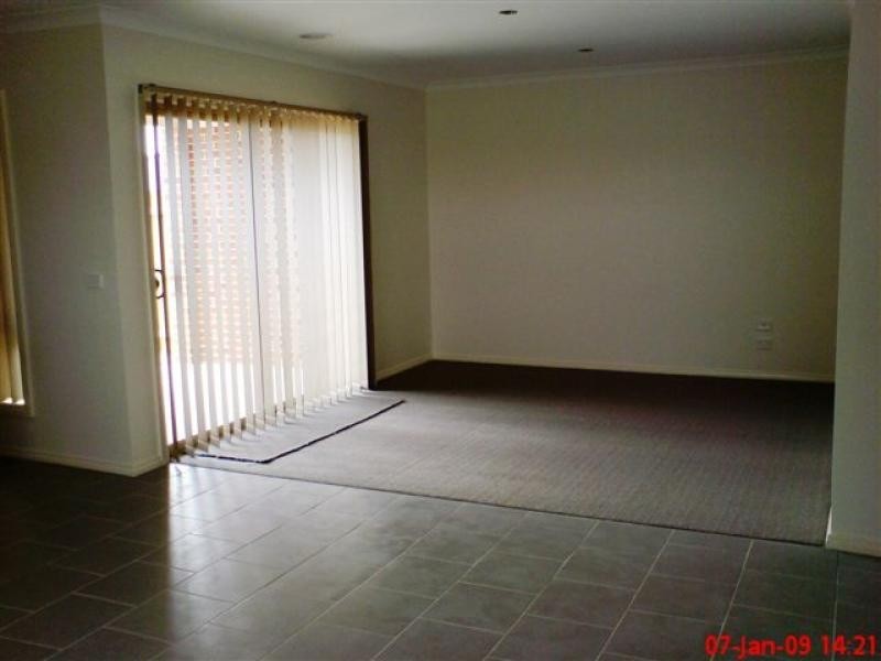 Unit 1/88 Conquest Drive, Werribee VIC 3030