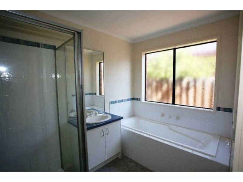21 Laurel Avenue, Tarneit VIC 3029