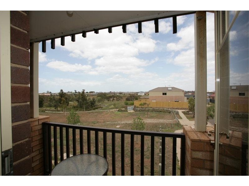 1 Lysterfield Walk, Wyndham Vale VIC 3024
