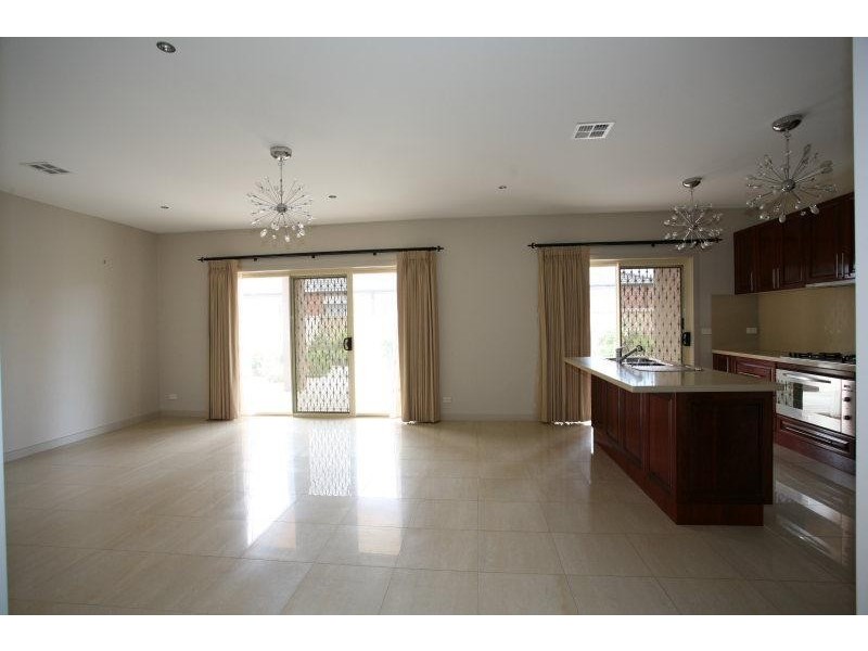 11 Silkwood Boulevard, Tarneit VIC 3029