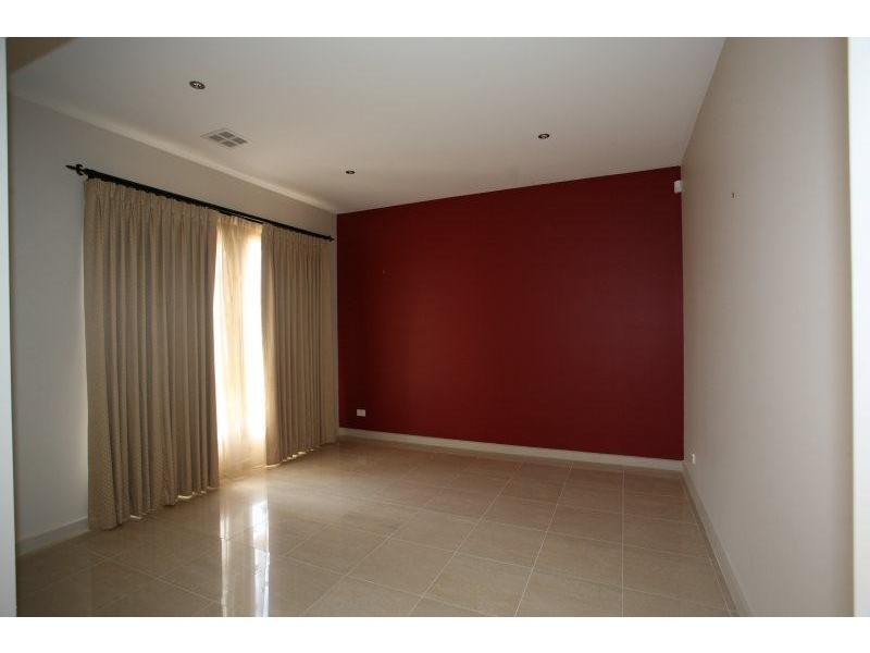 11 Silkwood Boulevard, Tarneit VIC 3029