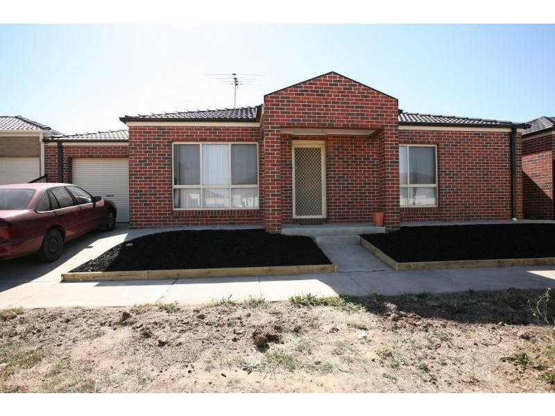 Unit 2/20 Vanderbilt Avenue, Truganina VIC 3029
