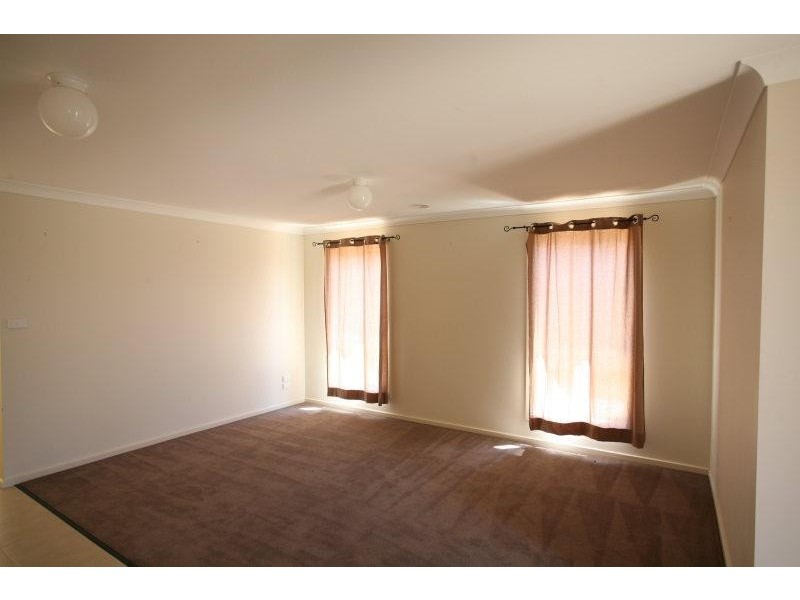 115 ROSE GRANGE BLVD, Tarneit VIC 3029