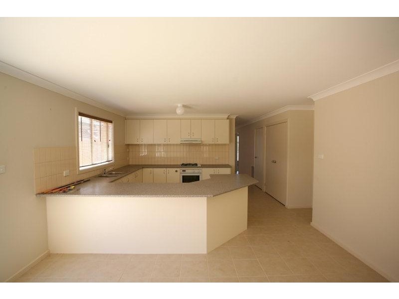 115 ROSE GRANGE BLVD, Tarneit VIC 3029