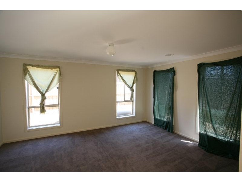 115 ROSE GRANGE BLVD, Tarneit VIC 3029