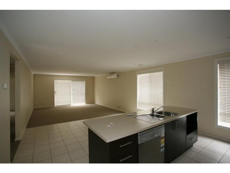 2 Hiltaba Walk, Tarneit VIC 3029