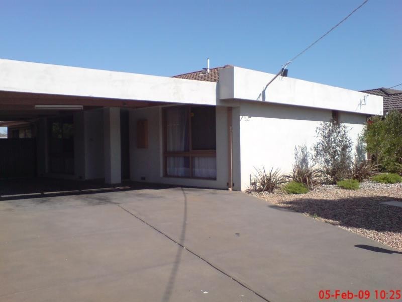 117 Parramatta Road, Werribee VIC 3030