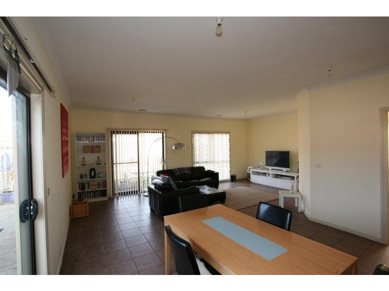 39 Egan Close, Werribee VIC 3030