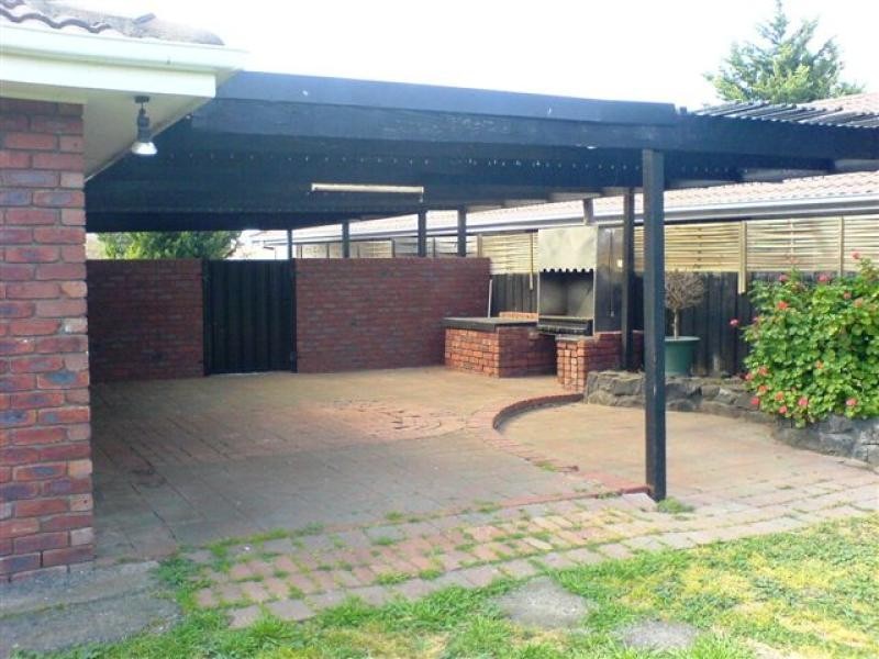 8 Townville Crescent, Hoppers Crossing VIC 3029