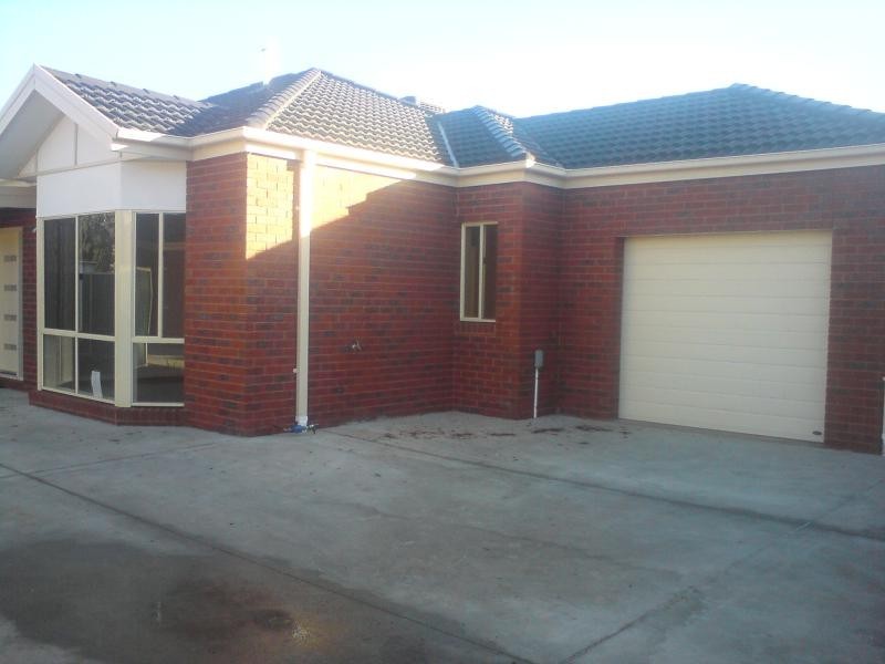 Unit 4/38 Abbotswood Drive, Hoppers Crossing VIC 3029