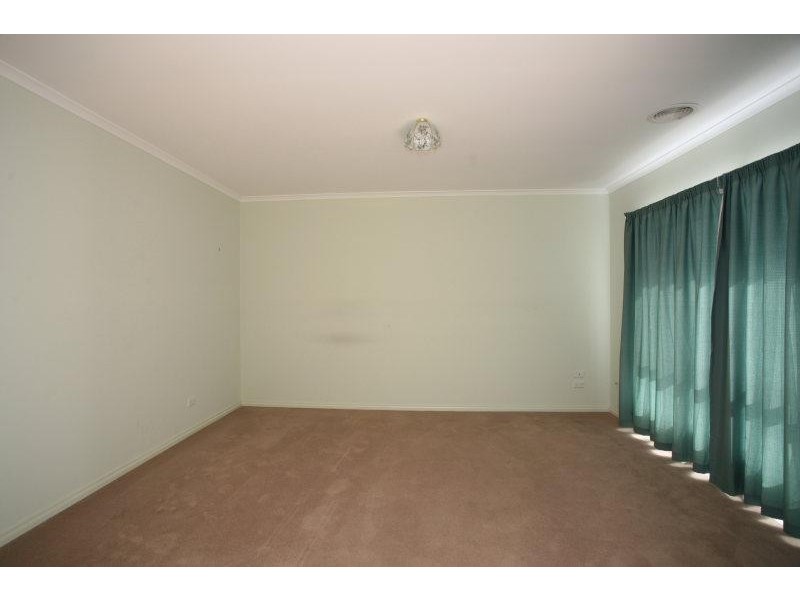 12 Swinburne Court, Truganina VIC 3029