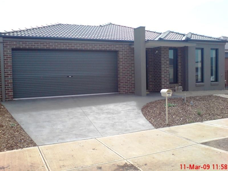 26 Blue Jay Crescent, Tarneit VIC 3029