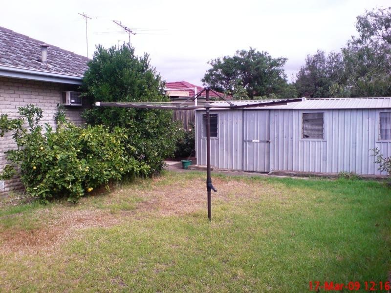 16 Warringa Crescent, Hoppers Crossing VIC 3029
