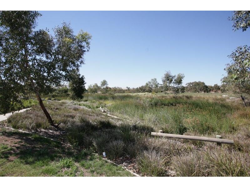 1 Lysterfield Walk, Wyndham Vale VIC 3024