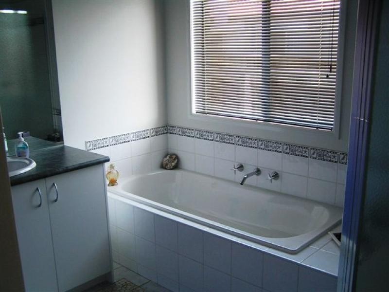 32 Tennyson Drive, Truganina VIC 3029