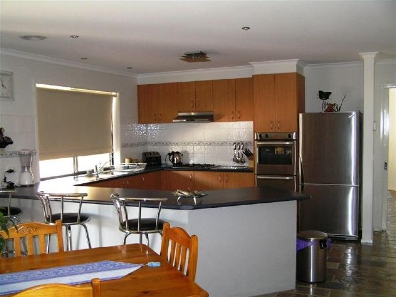 32 Tennyson Drive, Truganina VIC 3029