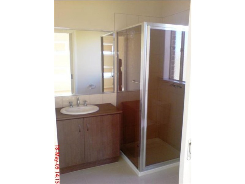 61 Fantail Crescent, Williams Landing VIC 3027