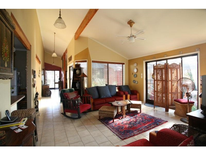 20 Centre Avenue, Werribee VIC 3030