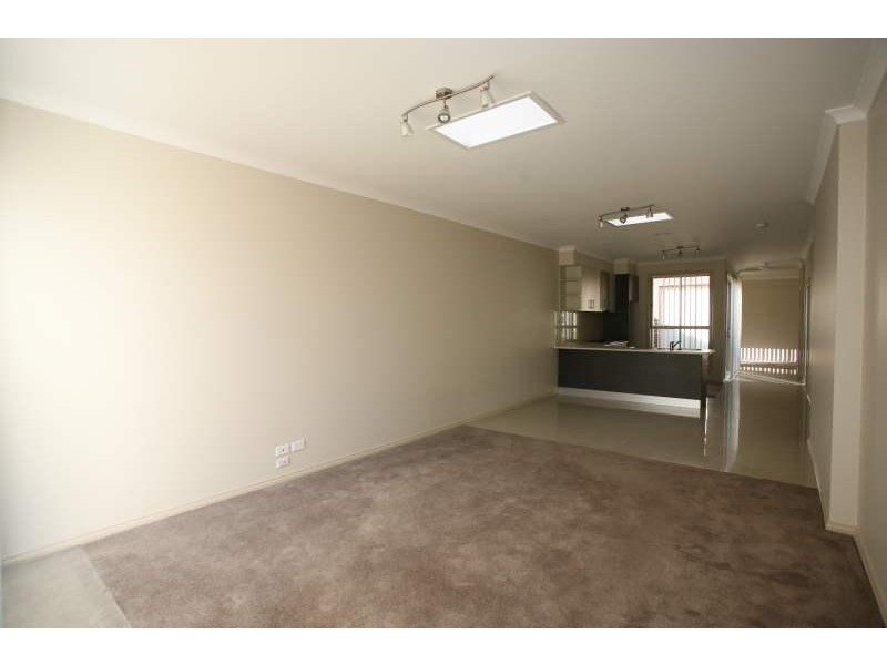 1/8 Yale Court, Truganina VIC 3029