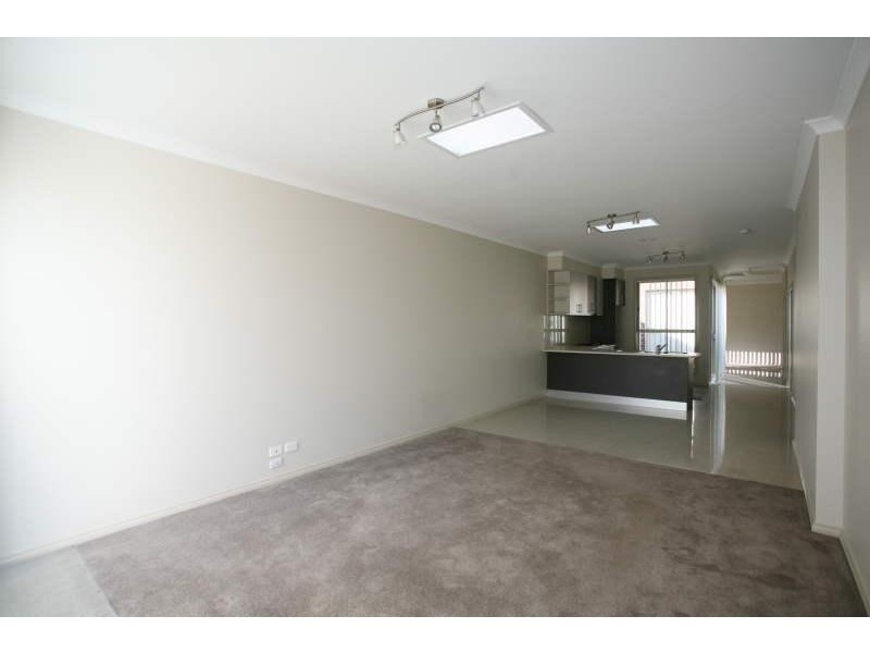 1/8 Yale Court, Truganina VIC 3029