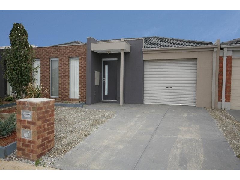 28 Rocky Gate Drive, Truganina VIC 3029