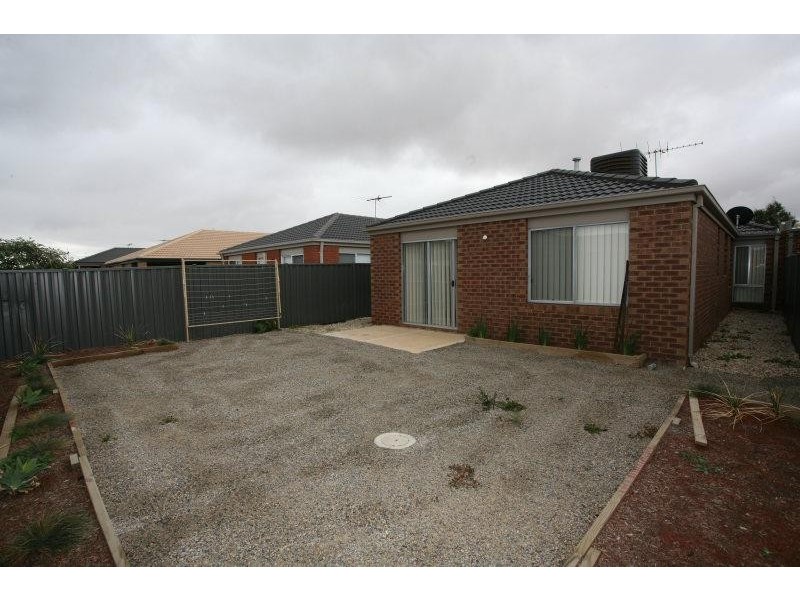 28 Rocky Gate Drive, Truganina VIC 3029