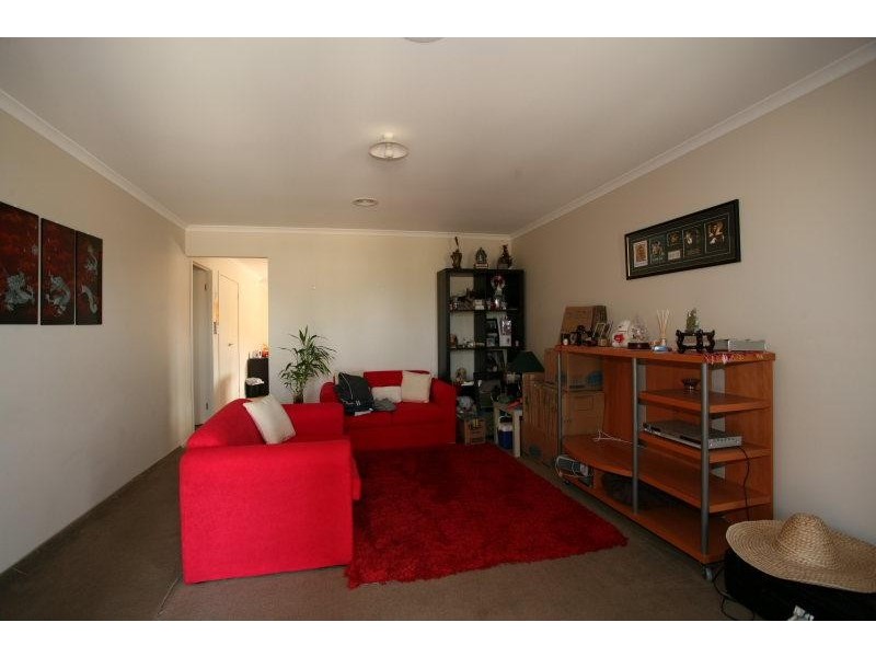 8 James Cook Drive, Truganina VIC 3029