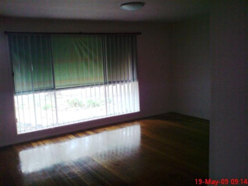 12 Glamorgan Avenue, Werribee VIC 3030